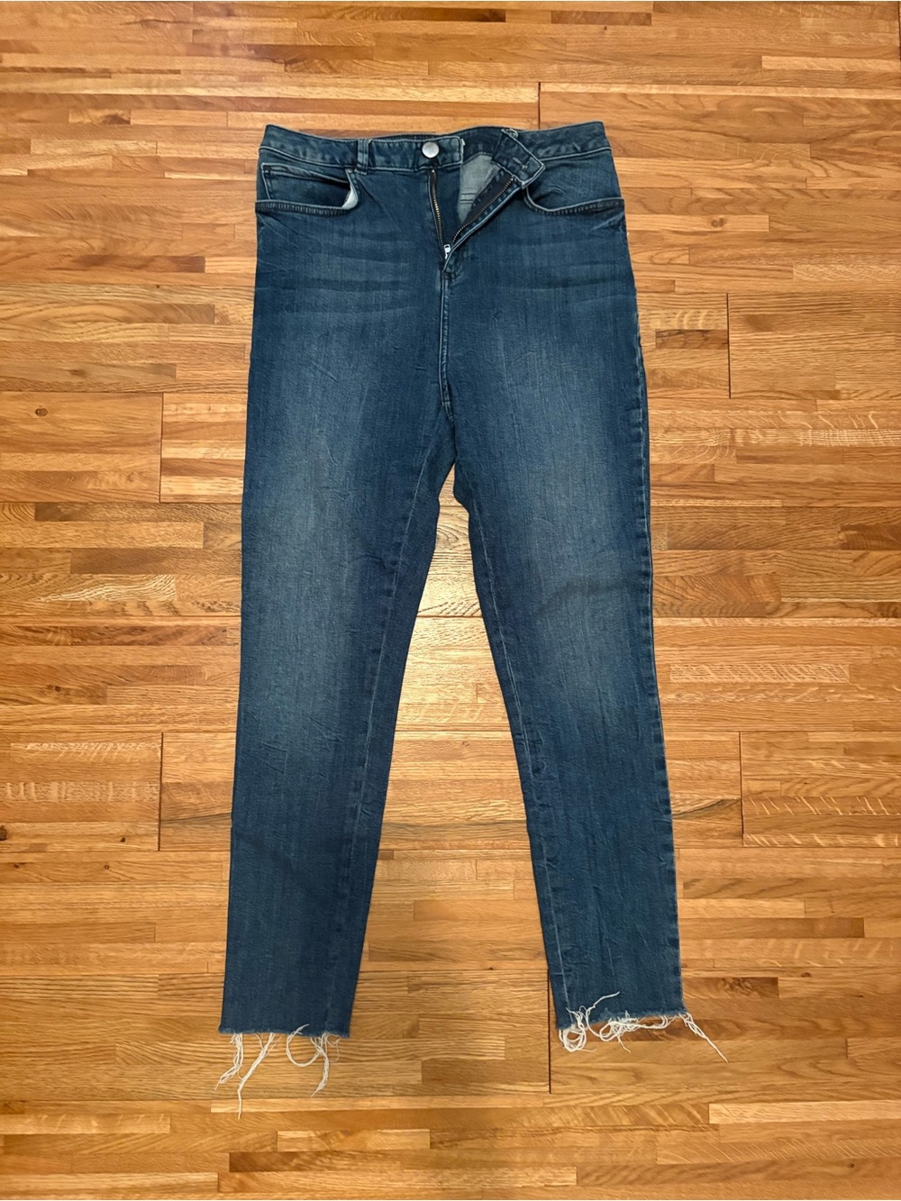 Mint Velvet Dark Wash Skinny Jeans | Size 8 | Raw Hem